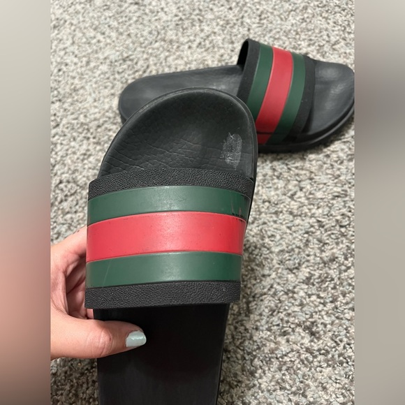 Gucci Men Slides with Red and Green Stripes - Picture 12 of 16